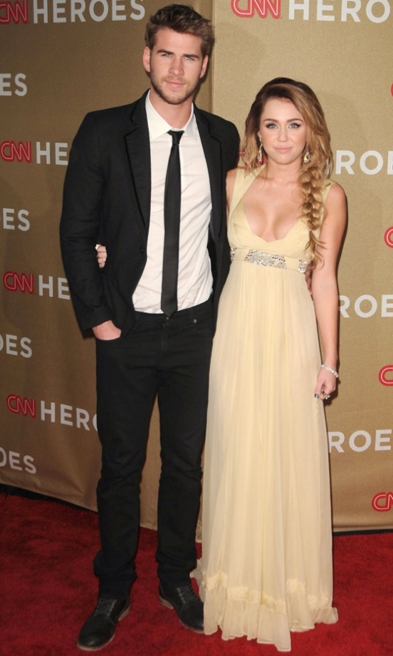 Miley Cyrus And Liam Hemsworth At The 'CNN Heroes' An All-Star Tribute, 2011