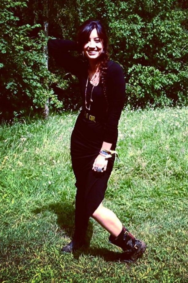 Daisy Lowe Looks Festival Chic In All Black At Glastonbury, 2014