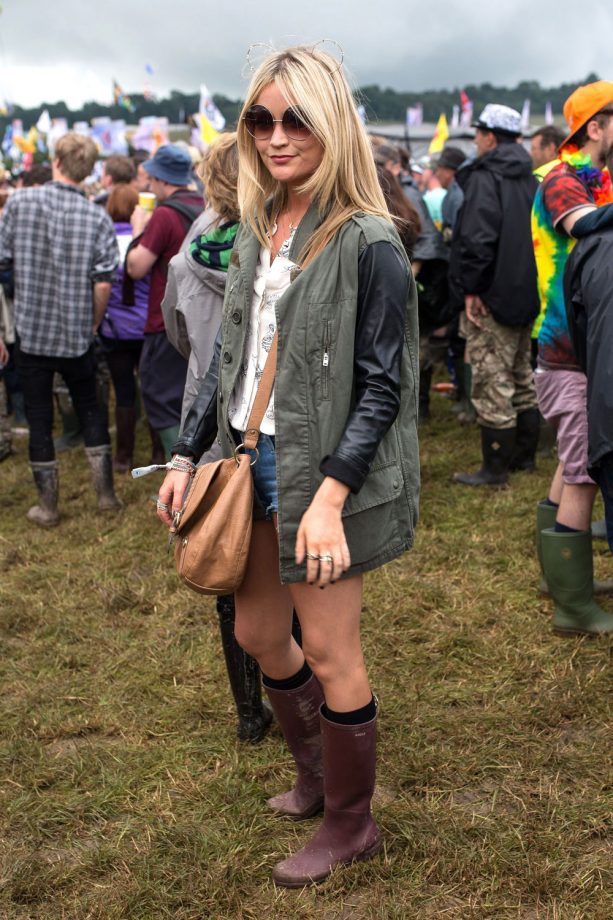 Laura Whitmore Goes For Classic Khaki At Glastonbury, 2014