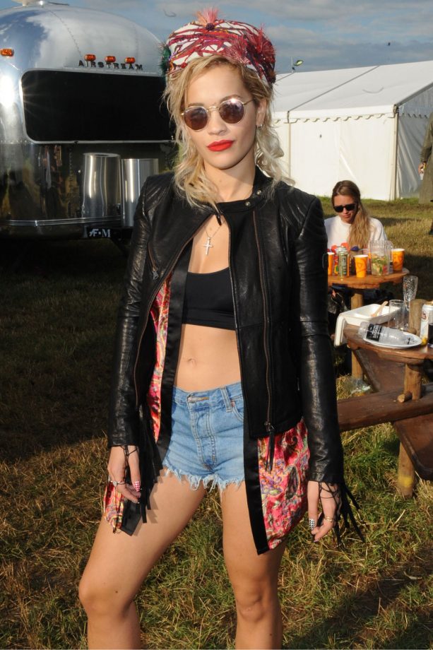 Rita Ora Rocks Some Seriously Short Shorts At Glastonbury, 2014