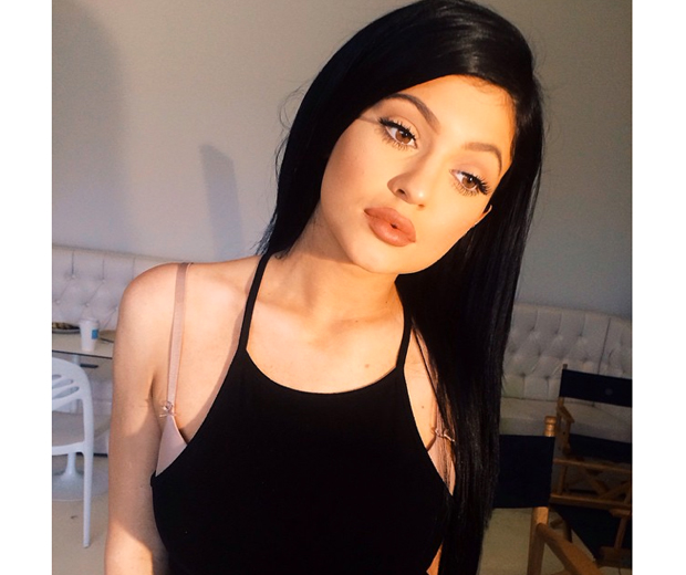 Kylie Jenner Embraces The World Of Hair Extensions Look