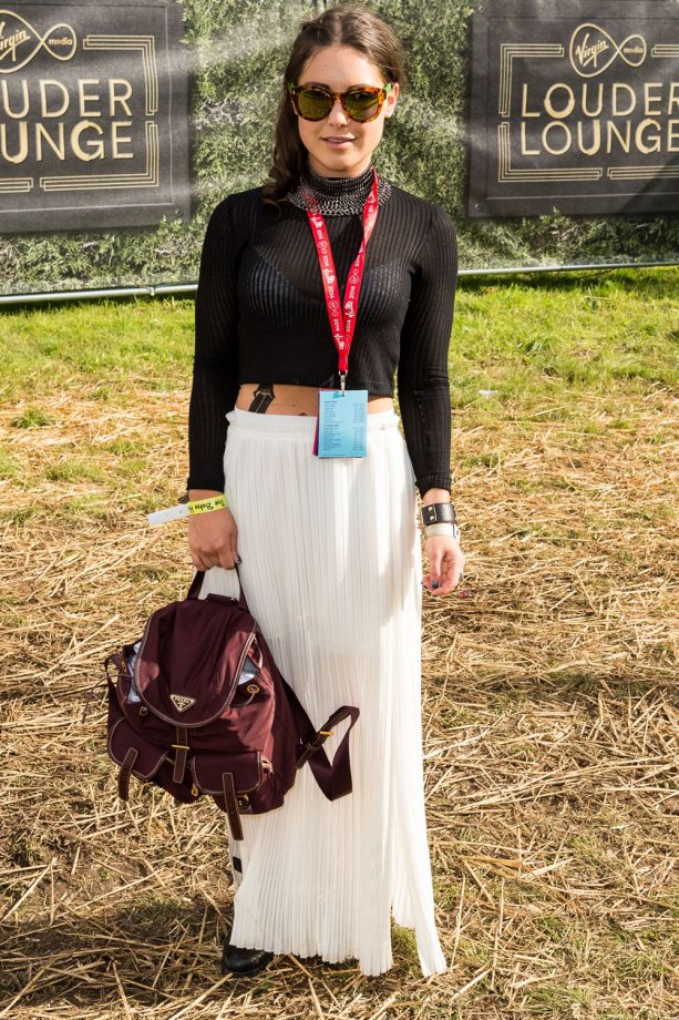Louise Thompson Works A White Maxi Skirt For Her Day At V Festival, 2014