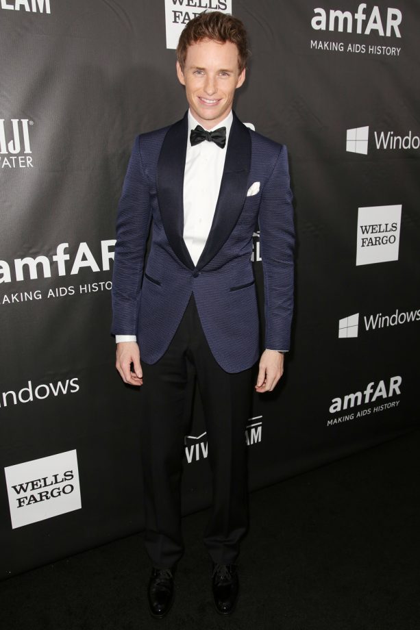 Eddie Redmayne Looked Smart In A Navy Tux