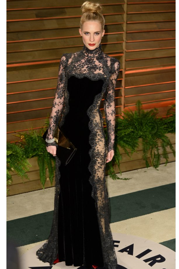 Poppy Delevingne Wears Dolce & Gabbana Lace At The Oscars