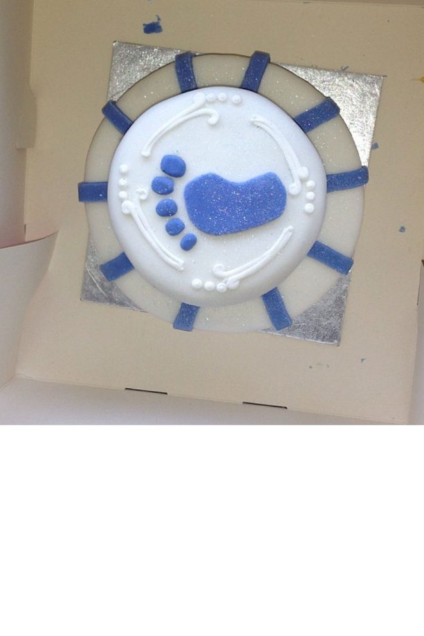 Frankie Sandford's Baby Shower Cake