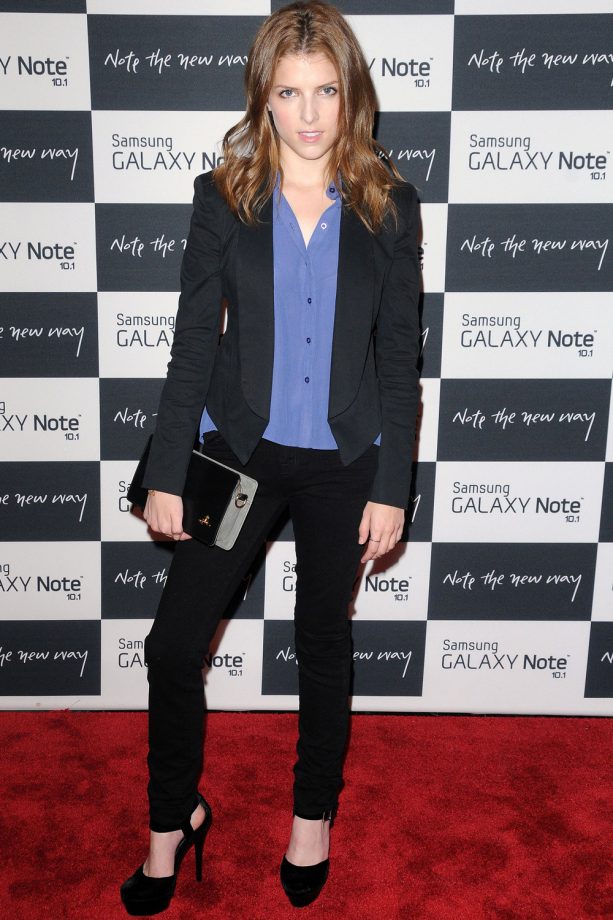 Anna Kendrick Rocks A Smart Casual Suit At The Samsung Galaxy Launch Event, 2012