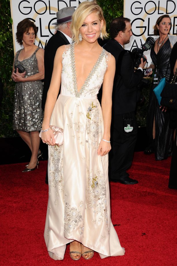 Sienna Miller Rocks A Miu Miu Plunge Dress & Jimmy Choo Claudette Sandals At The Golden Globe Awards, 2015
