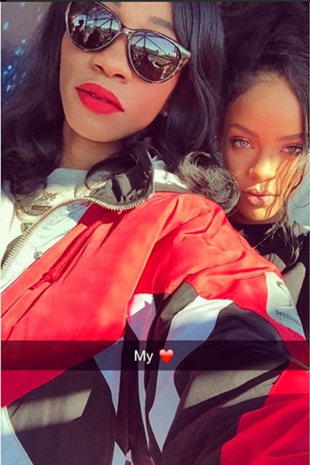 Rihanna Poses With Gal Pal Melissa Forde, 2015