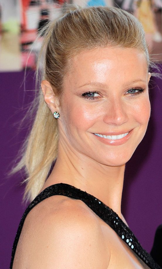 Gwyneth Paltrow Looks Gorgeous With Her Hair Pulled High At The CFDA Fashion Awards, 2010