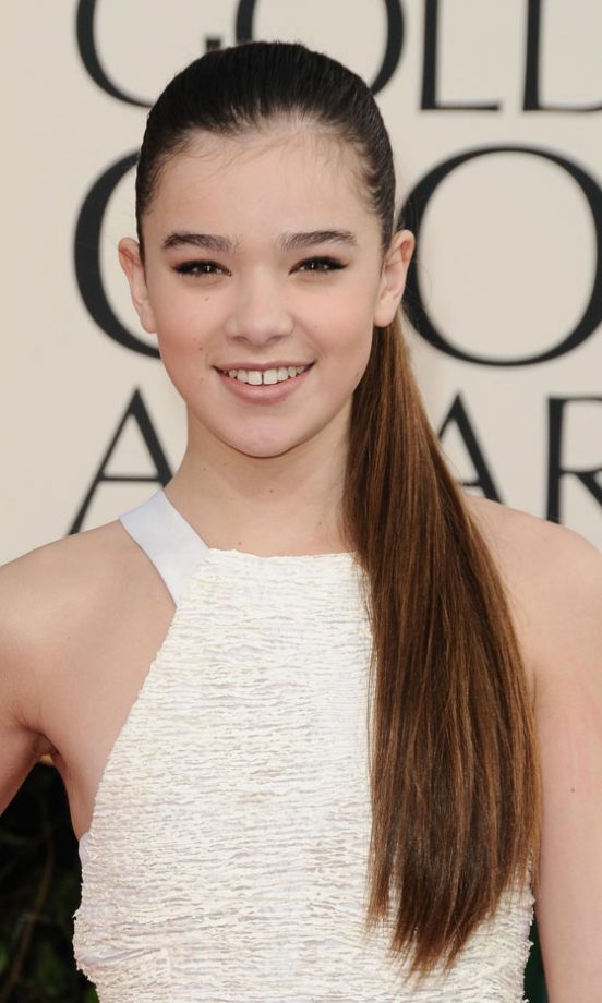 Hailee Steinfeld's Fuss Free Ponytail Is The Perfect Way To Show Off A Dress, 2011