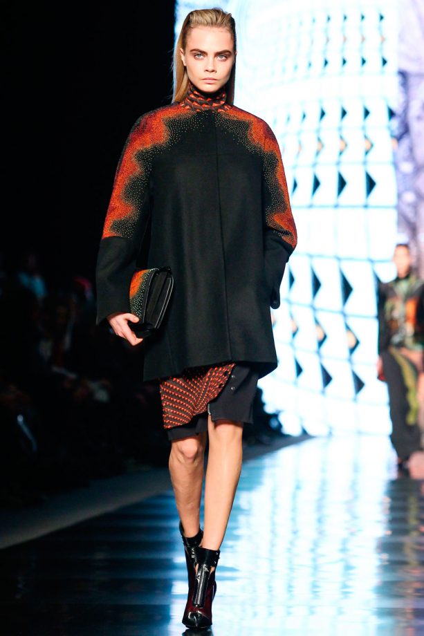 Cara Delevingne Walks For Etro During Milan Fashion Week, 2013