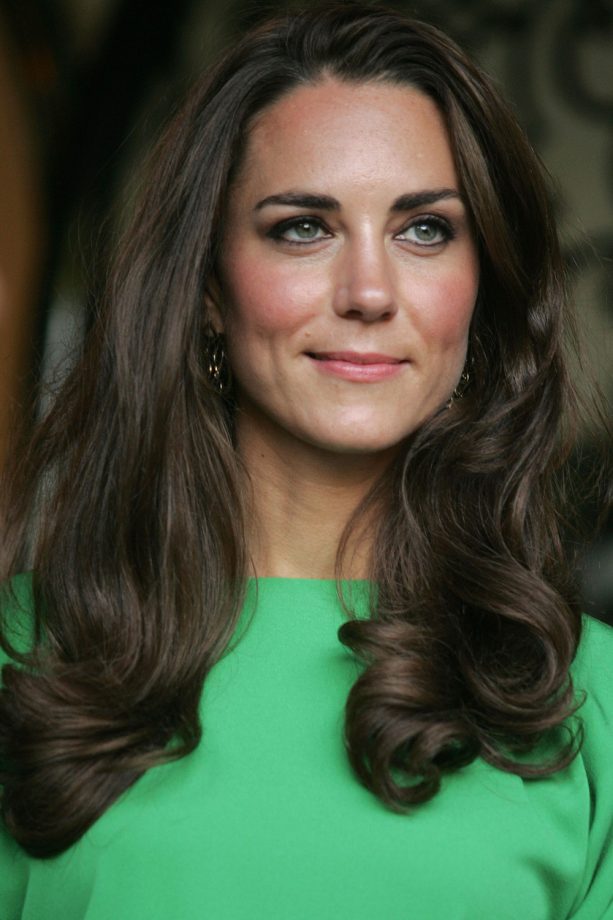 Kate Middleton Barrel Curls The Bottom Of Her Chocolate Locks For Her Californian Tour, 2011