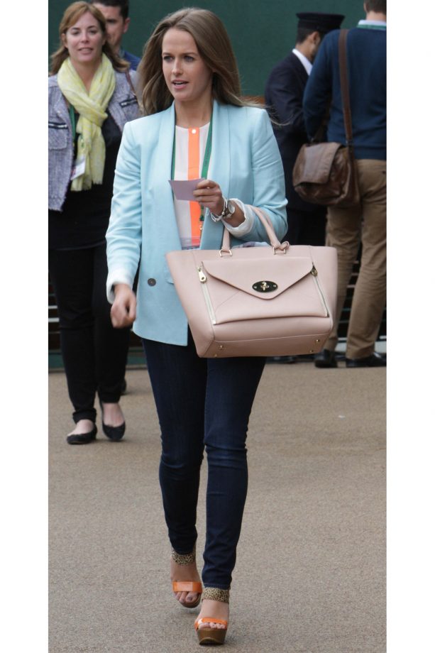 Kim Sears Wears A Pastel Blue Blazer To Wimbledon, 2013