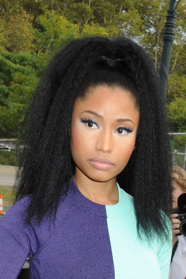 Nicki Minaj Crimps Her Hair To Attend New York Fashion Week, 2014