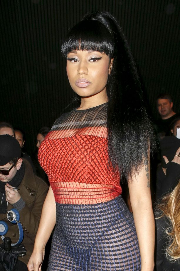 Nicki Minaj Rocks A High Pony Tail To The Alexander Wang Show At New York Fashion Week, 2015