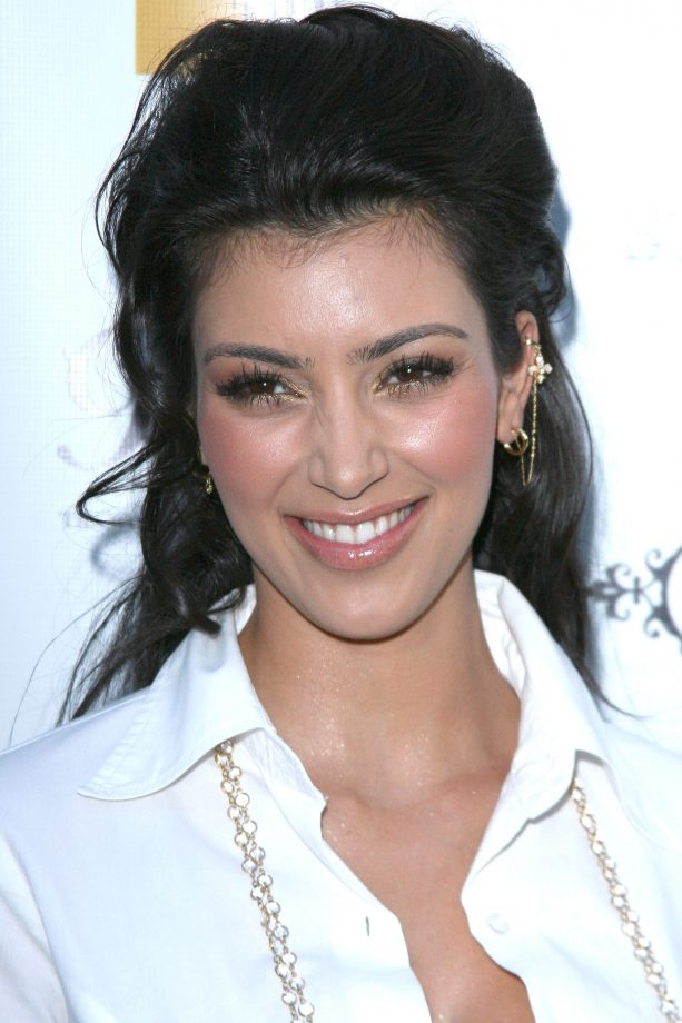 Kim Kardashian Sweeps Her Hair Up At A Runway Show, 2008