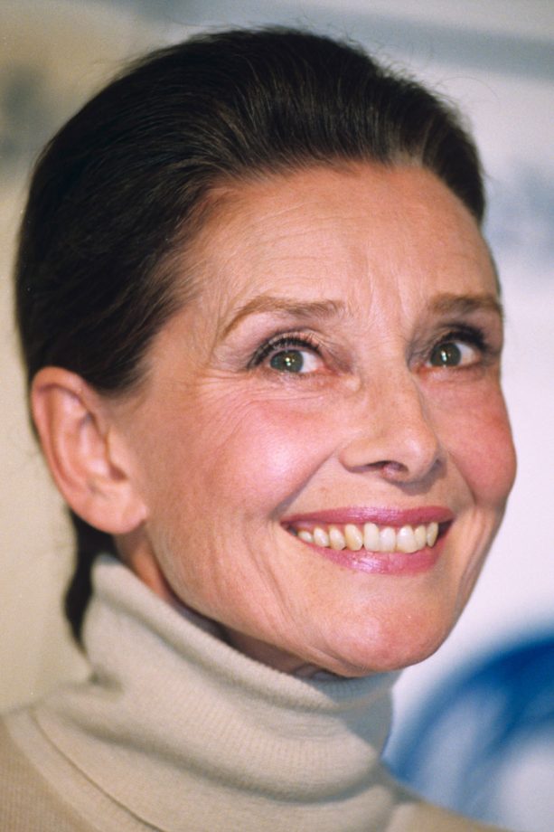 Audrey Hepburn Pictured Here In 1992 Died One Year Later From Cancer