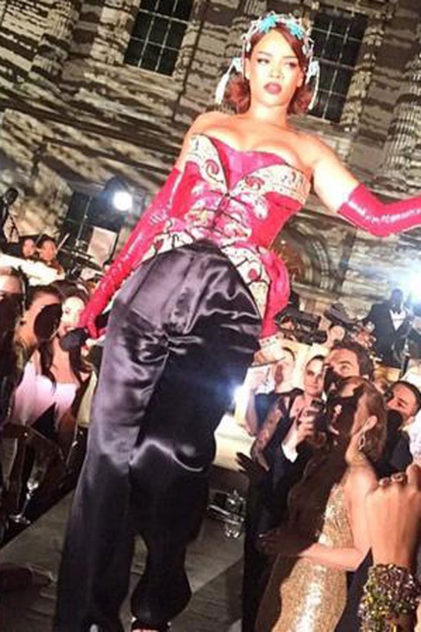 Rihanna Strutting Her Stuff At Her Met Gala After Party Performance