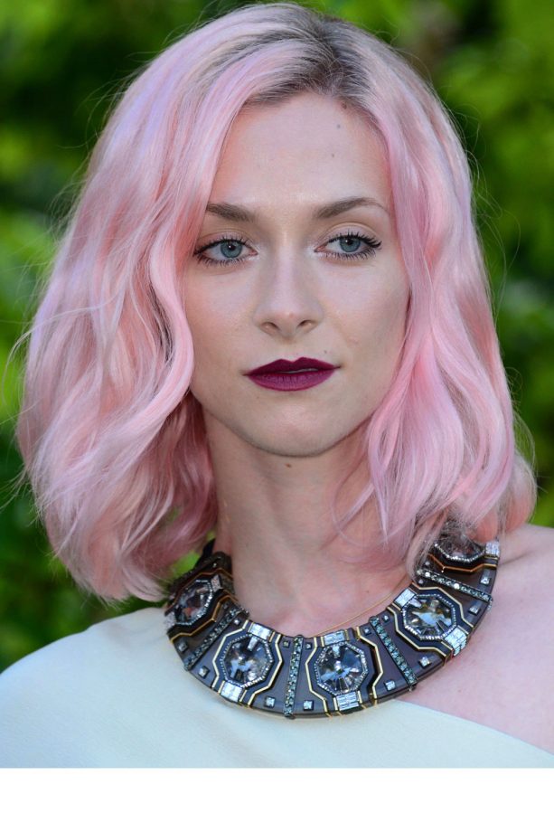 Festival Hairstyle: Portia Freeman Is Pretty In Pink, 2014