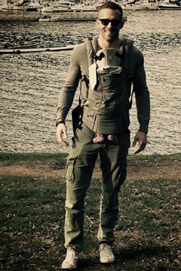 Blake Lively Posts A Picture Of Ryan With Daughter James, 2015