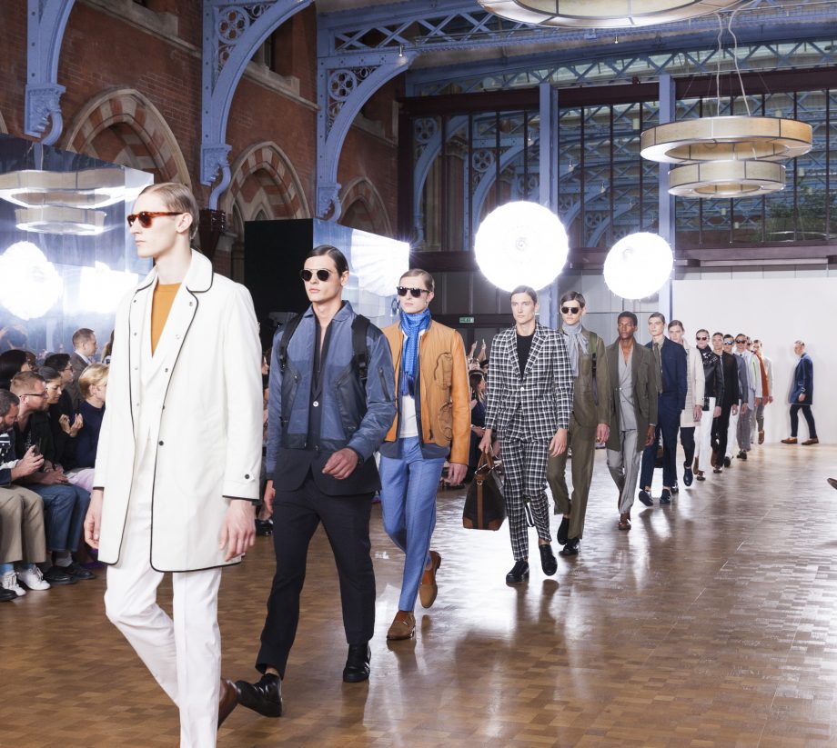 A Space Odyssey: Hardy Amies's SS16 Runway.