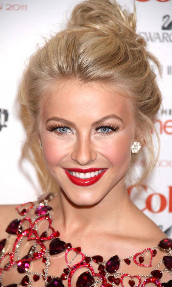 Julianna Hough Goes For The Understated Look With A Messy Updo, 2011