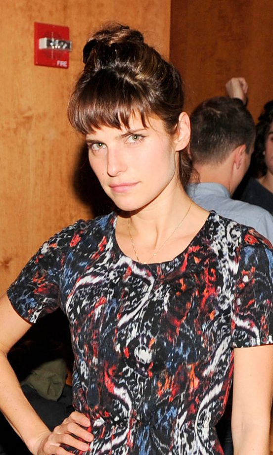 Lake Bell Proves Her Fashion Credentials With A Topknot Hairstyle, 2011