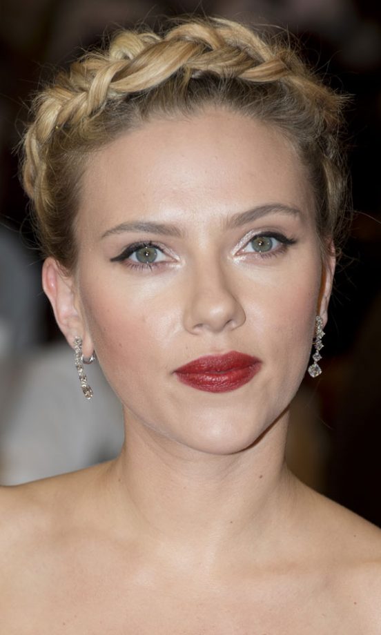 Festival Hairstyle: Scarlett Johansson Rocked The New Festival Classic Hairstyle - The Halo Braid, 2012