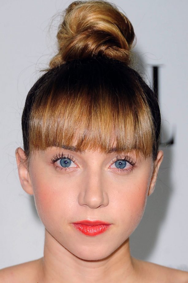 Zoe Kazan Teams Her Topknot With A Full Fringe At The Women In Hollywood Tribute, 2012