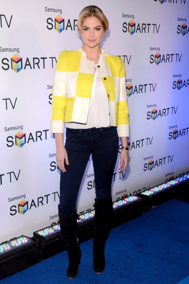 KAte Upton Goes Casual In Jeans And Jacket To A Sumsung Spring Event In New York, 2013