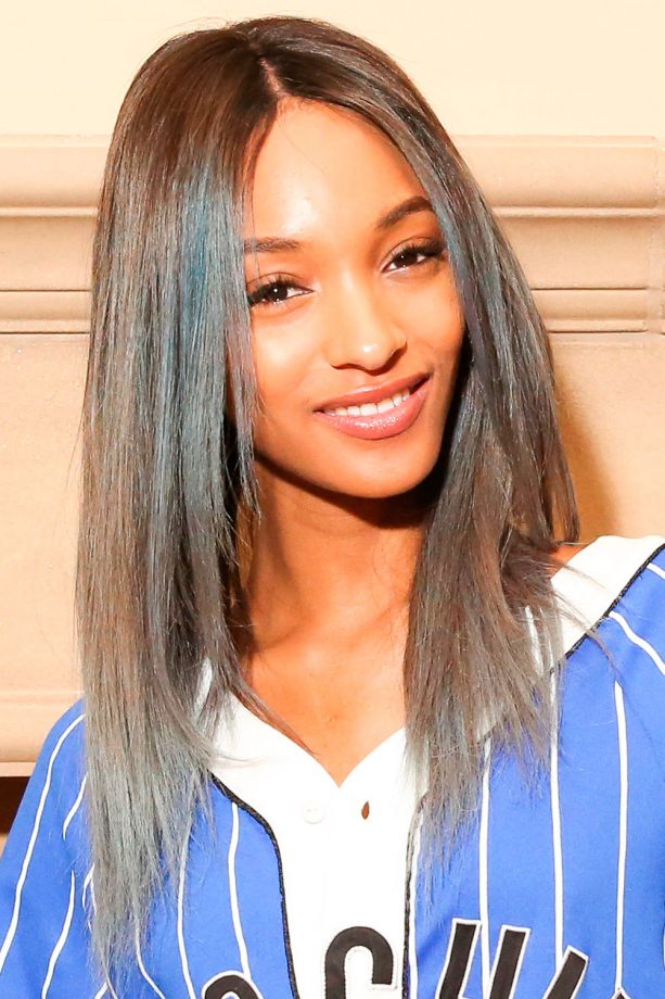 Festival Hairstyle: Jourdan Dunn Dyes Her Strands Grey, 2015