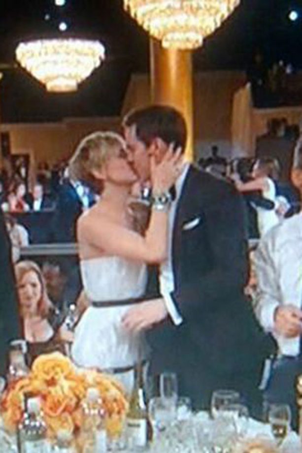 Nicholas Hoult And Jennifer Lawrence Kissing At The Golden Globe Awards, 2014