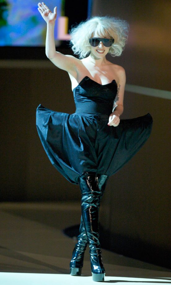 Lady Gaga On German TV, 2009