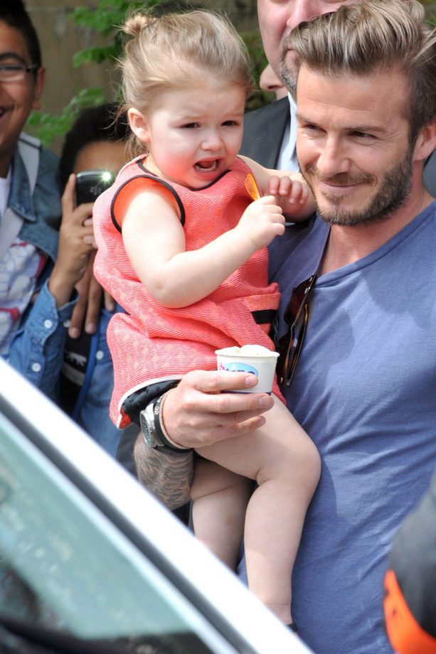 Harper Beckham Visiting The Eifel Tower With Family In A Sleeveless Pocket Detail Dress, 2013