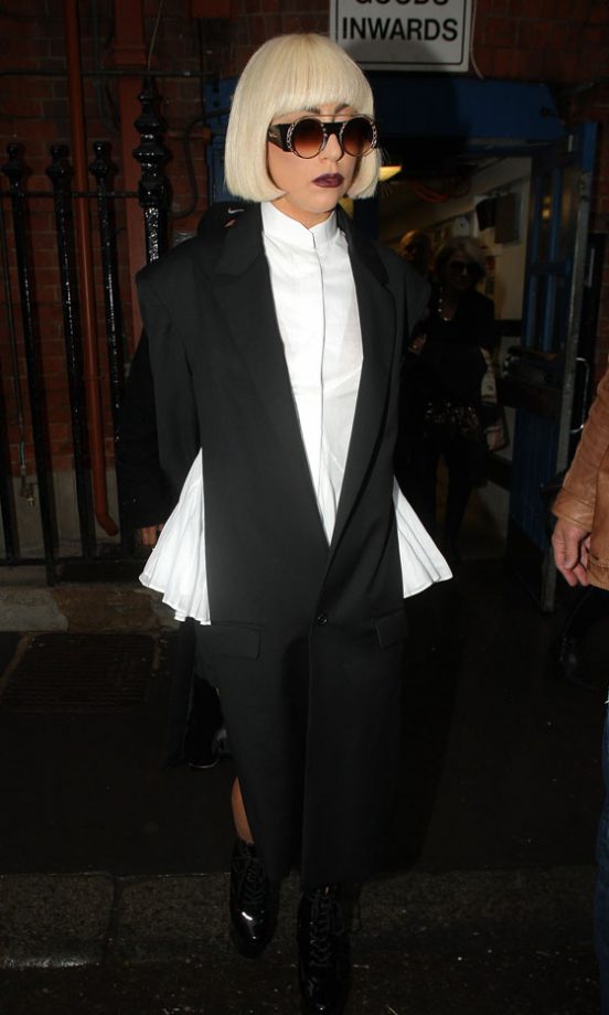 Lady Gaga Sports A Relatively Reserved Outfit At Claridges, 2010