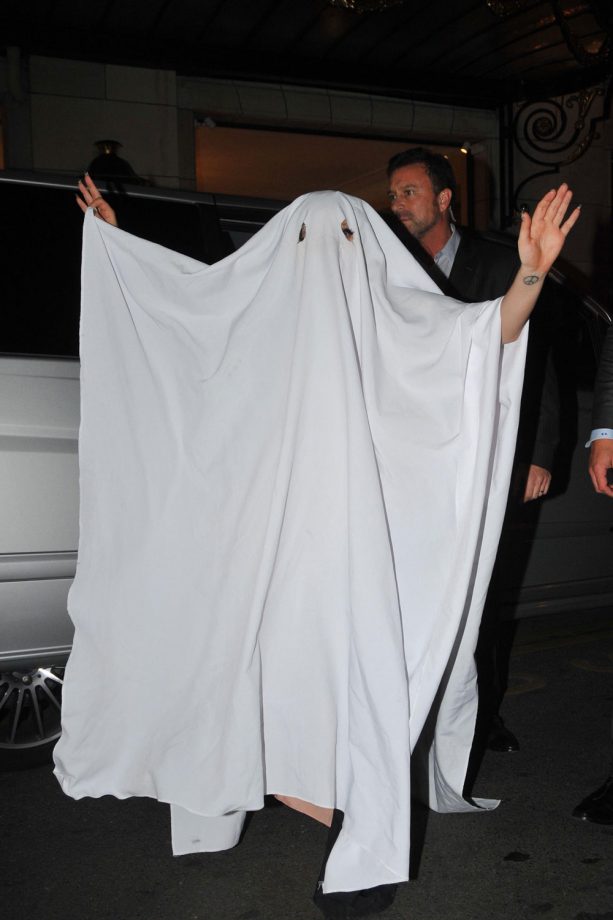 Lady Gaga Is Scary For Halloween In Paris, 2014