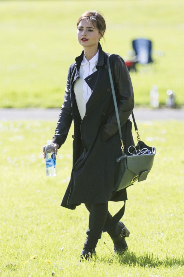 Jenna Coleman On Set As Dr Who's Clara Oswald, Cardiff - 2015
