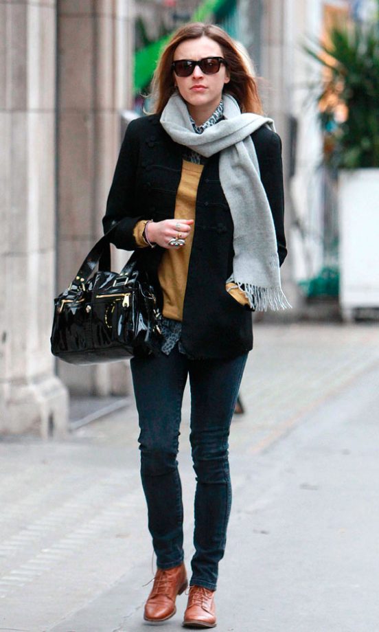 Fearne Cotton Gives A Lesson On Off-Duty Dressing, Wearing A Blazer And Cozy Scarf In London, 2010