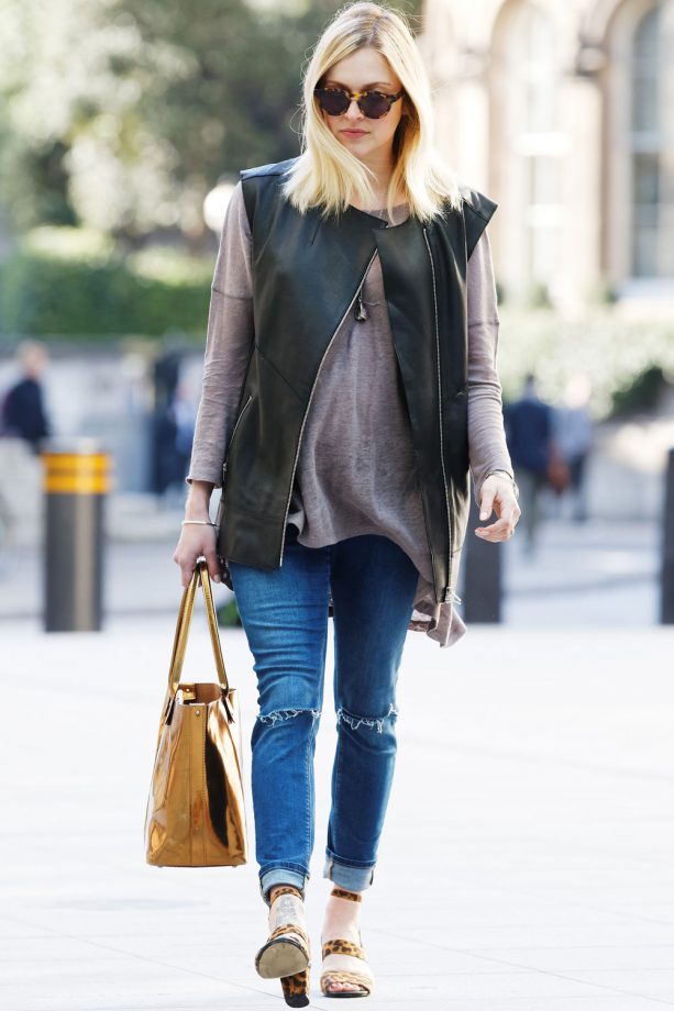 Fearne Cotton Brings Leather Into Her Maternity Wardrobe, 2015