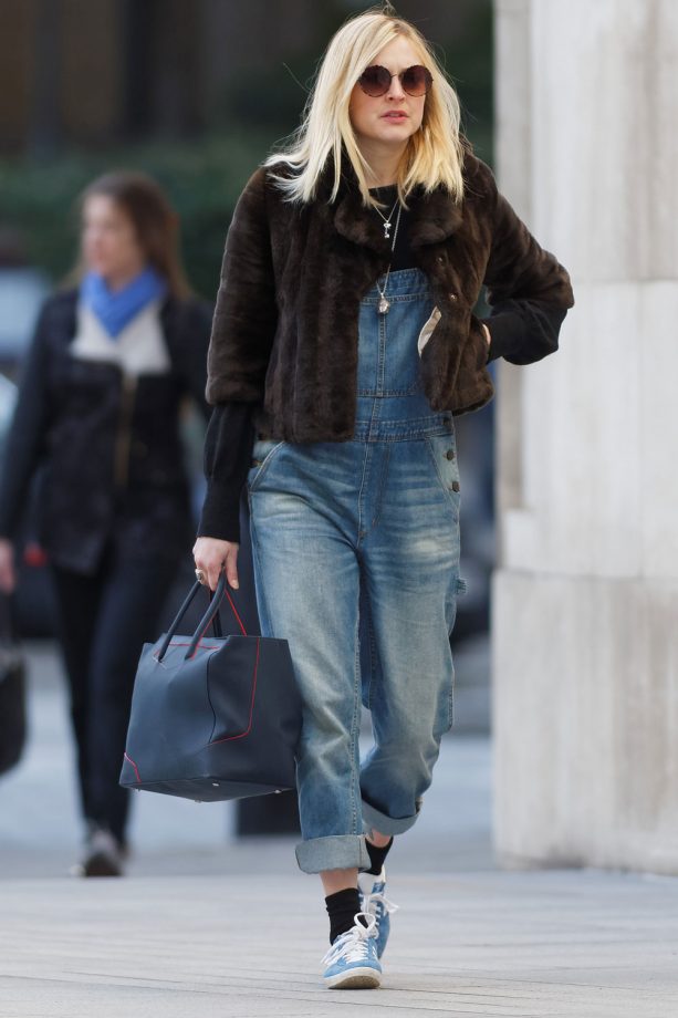 Fearne Cotton Takes On Dungarees With Growing Baby Bump, 2015