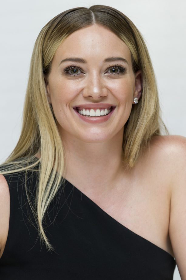 Hilary Duff Works A Sleek New Ombre Hair Look, 2015