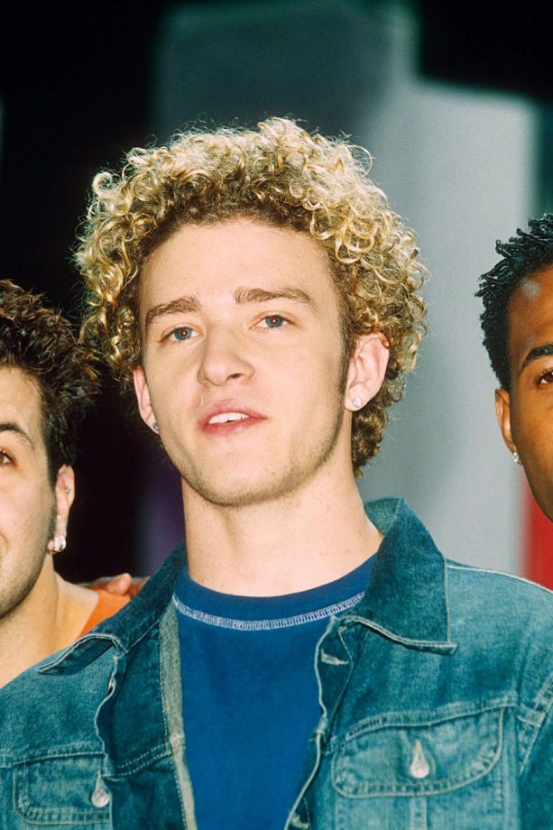Justin Timberlake Shows Off His Luscious Locks At The MTV Awards, 2000