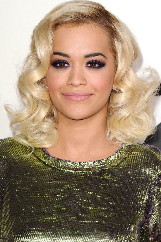 Rita Ora Does Vintage-Style Curls At The Grammy Awards, 2014
