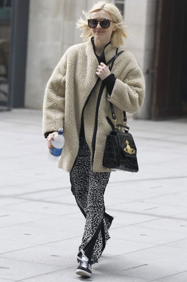 Fearne Cotton At The BBC Radio 1 London Studios, 2014