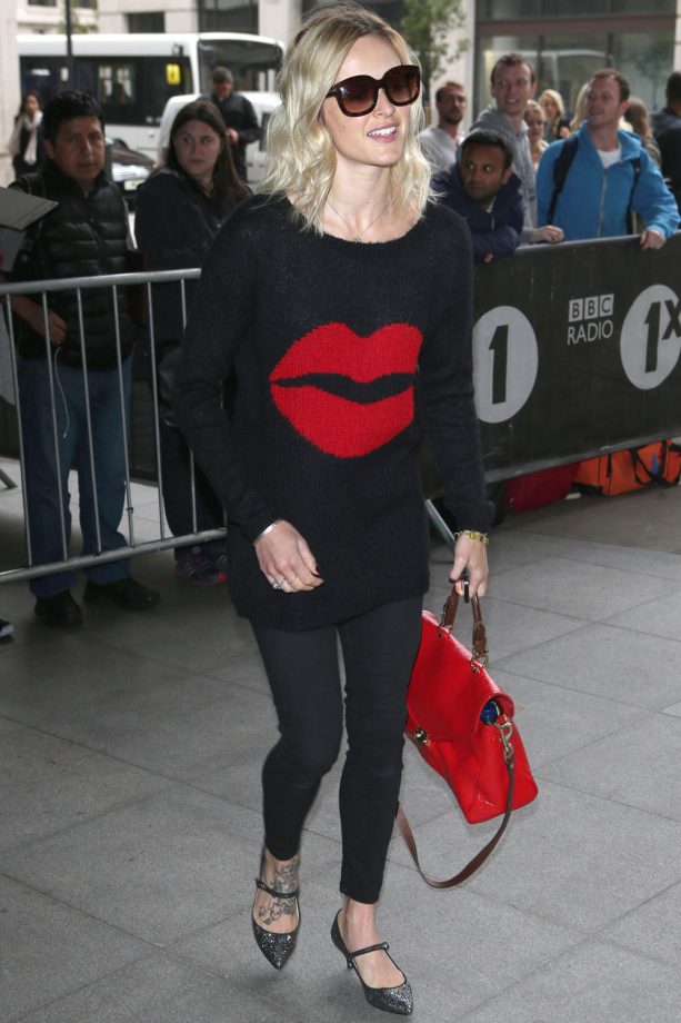 Fearne Cotton At The BBC Radio 1 London Studios, 2014