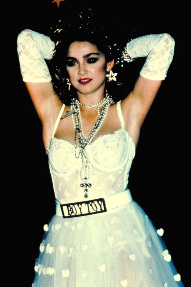 Madonna Performs 'Like A Virgin' In a Wedding Dress At The First MTV Awards, 1984