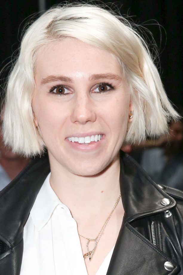 Zosia Mamet Rocks A Short Platinum Blonde 'Do At New York Fashion Week, 2014