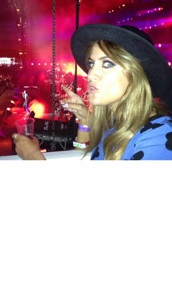 Caroline Flack Makes Us Well Jel With Her Side Stage Spot At Wireless, 2013