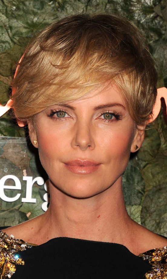Charlize Theron's New Longer Layered Crop, 2013
