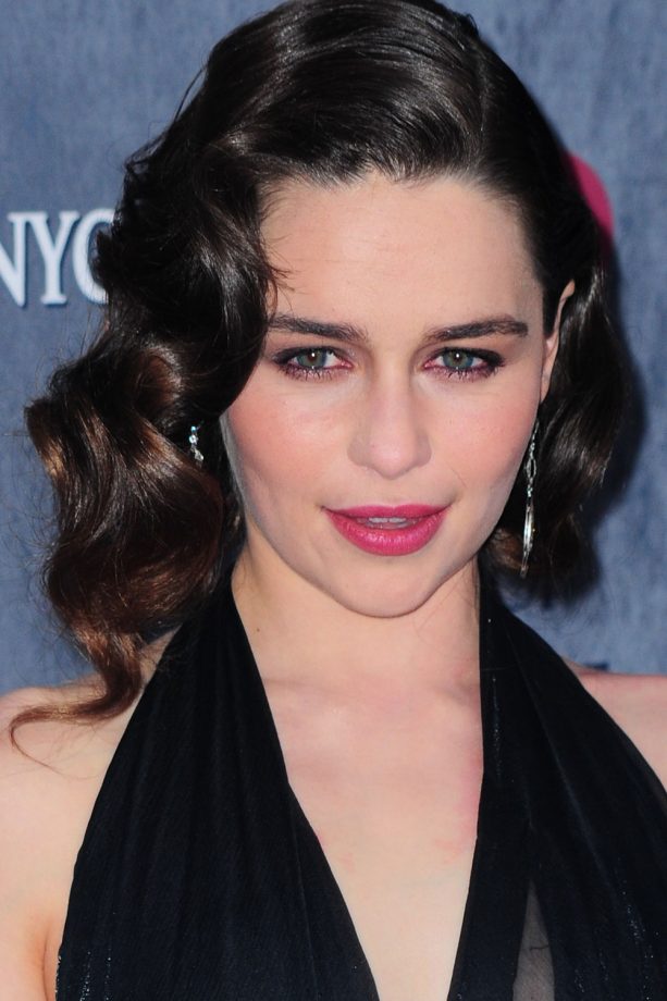 Emilia Clarke Goes Vintage For The 'Game Of Thrones' Season 4 Premiere, 2014